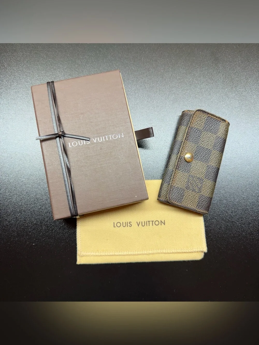 Louis Vuitton Damier Ebene 4 Key Holder